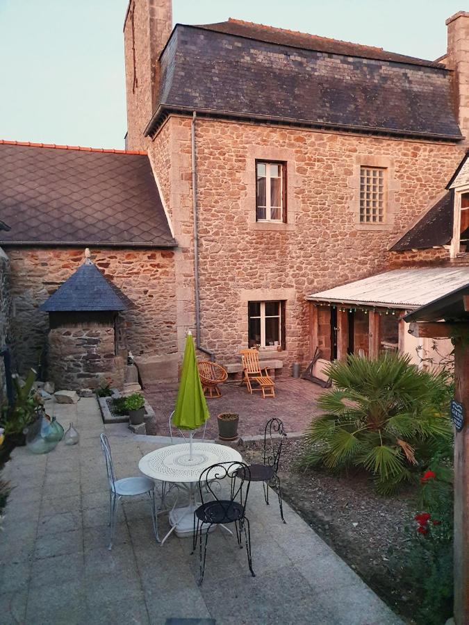Les Forges Du Lou Apartamento Jugon-les-Lacs Exterior foto