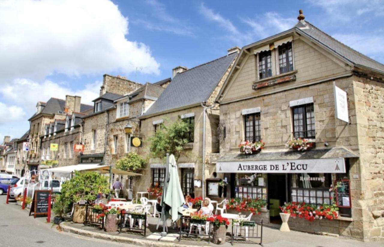 Les Forges Du Lou Apartamento Jugon-les-Lacs Exterior foto